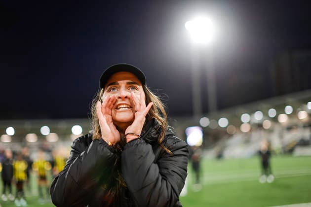 GÖTEBORG, SWEDEN 20260402 Häcken coach Elena Sadiku celebrates after Thursdays Europa Cup semi-final between BK Häcken and Eintracht Frankfurt at Nordic Wellness arena Hisingen Arena GÖTEBORG SWEDEN x9200x Copyright: xAdamxIhse TTx EUROPA CUP HÄCKEN-FRANKFURT