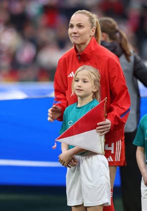 Glodis Perla Viggosdottir , FC Bayern München Manchester United, ManU Frauen , Viertelfinale , Women Champions League , Fußball , in den Allianz Arena Stadion , in München , Bayern , Deutschland. April 01 , 2026 . Photo by: Davide Elias IPA Photo Pressefoto DENL Copyright: xDavidexEliasx