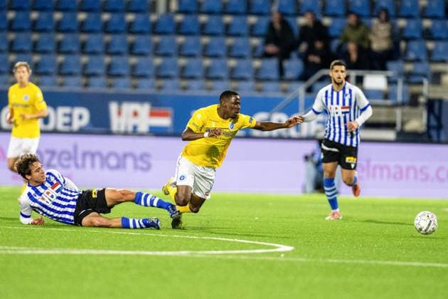 EINDHOVEN , 03-04-2026 , Jan Louwers Stadium , season 2025 2026 , Dutch Keukenkampioendivisie football , FC Eindhoven - De Graafschap , Picture shows FC Eindhoven player Dyon Dorenbosch De Graafschap player Nathan Kaninda FC Eindhoven player John Neeskens Eindhoven - Graafschap  x202818938x Copyright: