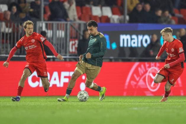 ALMERE , 03-04-2026 , Yanmar stadium , season 2025 2026 , Dutch Keuken Kampioen Divisie football , match between Almere City and Top Oss , picture shows Almere City - Top Oss  x202819082x Copyright: