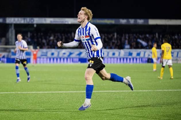 EINDHOVEN , 03-04-2026 , Jan Louwers Stadium , season 2025 2026 , Dutch Keukenkampioendivisie football , FC Eindhoven - De Graafschap , Picture shows FC Eindhoven player Sven Simons celebrates the 1-0 Eindhoven - Graafschap  x202819392x Copyright: