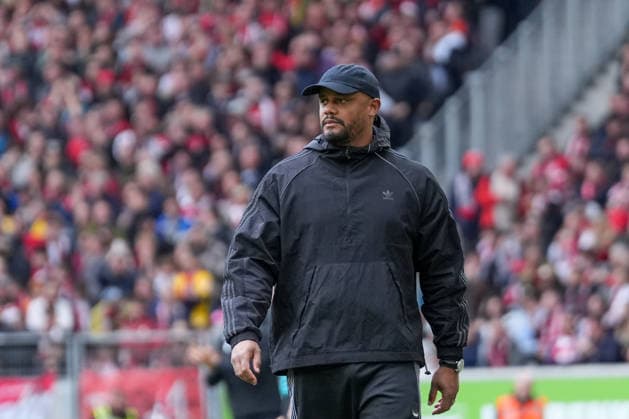 Vincent Kompany FC Bayern Munich, Head Coach , Germany, Football, 1 Bundesliga, Matchday 28, 2025 2026, SC Freiburg vs FC Bayern Munich, 04 04 2026, Europa Park Stadion, Freiburg, Germany DFL REGULATIONS PROHIBIT ANY USE OF PHOTOGRAPHS AS IMAGE SEQUENCES AND OR QUASI VIDEO Freiburg Europa Park Stadion Baden Württemberg Germany Copyright: xArnexAmbergx