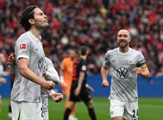 04 04 2026, xophax, Soccer 1 Bundesliga, Bayer 04 Leverkusen VfL Wolfsburg Jonas Wind , left after his goal with Christian Eriksen , right both VFL Wolfsburg DFL DFB REGULATIONS PROHIBIT ANY USE OF PHOTOGRAPHS as IMAGE SEQUENCES and or QUASI VIDEO Leverkusen