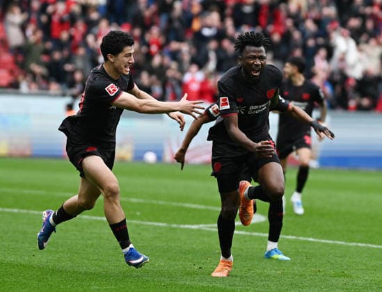 04 04 2026, xophax, Soccer 1 Bundesliga, Bayer 04 Leverkusen VfL Wolfsburg Edmond Tapsoba , right after his goal with Ibrahim Maza both Bayer 04 Leverkusen DFL DFB REGULATIONS PROHIBIT ANY USE OF PHOTOGRAPHS as IMAGE SEQUENCES and or QUASI VIDEO Leverkusen