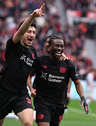 04 04 2026, xophax, Soccer 1 Bundesliga, Bayer 04 Leverkusen VfL Wolfsburg Ibrahim Maza after his goal with Nathan Tella , right both Bayer 04 Leverkusen DFL DFB REGULATIONS PROHIBIT ANY USE OF PHOTOGRAPHS as IMAGE SEQUENCES and or QUASI VIDEO Leverkusen