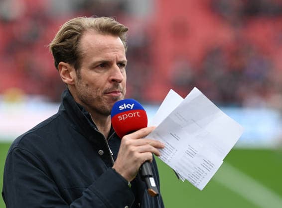 04 04 2026, xophax, Soccer 1 Bundesliga, Bayer 04 Leverkusen VfL Wolfsburg Yannick Erkenbrecher SKY DFL DFB REGULATIONS PROHIBIT ANY USE OF PHOTOGRAPHS as IMAGE SEQUENCES and or QUASI VIDEO Leverkusen