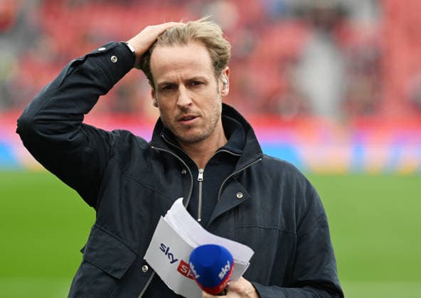 04 04 2026, xophax, Soccer 1 Bundesliga, Bayer 04 Leverkusen VfL Wolfsburg Yannick Erkenbrecher SKY DFL DFB REGULATIONS PROHIBIT ANY USE OF PHOTOGRAPHS as IMAGE SEQUENCES and or QUASI VIDEO Leverkusen