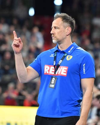 05 04 2026 Handball 1 Bundesliga DAIKIN HBL Season 2025 2026 27 Matchday HC Erlangen Metropolregion Nuremberg HCE Rhein Neckar Löwen OGo xogox Maik Machulla Coach, Rhein Neckar Löwen