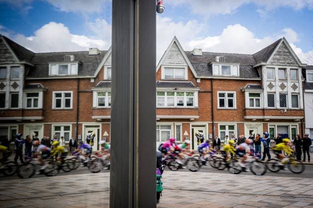The pack of riders pictured in action during the women s race of the Ronde van Vlaanderen Tour des Flandres Tour of Flanders UCI WorldTour one day cycling race, 164,1 km with start and finish in Oudenaarde, Sunday 05 April 2026. JASPERxJACOBS  x169906942x