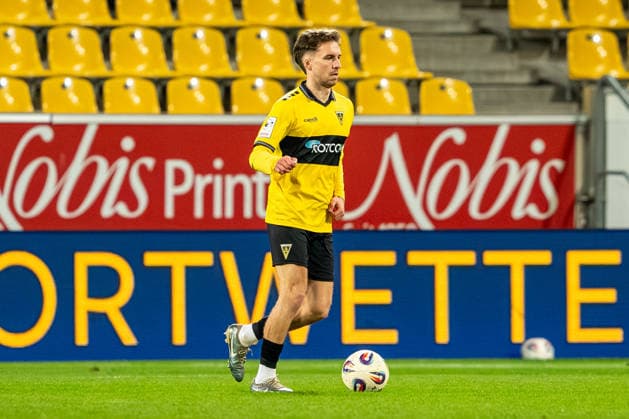Gianluca Gaudino Alemannia Aachen, 10 Alemannia Aachen vs SV Wehen Wiesbaden, Football, 3 Liga, 31 Matchday, Season 2025 2026, 05 04 2026 DFB REGULATIONS PROHIBIT ANY USE OF PHOTOGRAPHS AS IMAGE SEQUENCES AND OR QUASI VIDEO Alemannia Aachen vs SV Wehen Wiesbaden, Football, 3 Liga, 31 Matchday, Season 2025 2026, 05 04 2026 Aachen Copyright: xEibner-Pressefoto J.xDerondeaux EP_JDU
