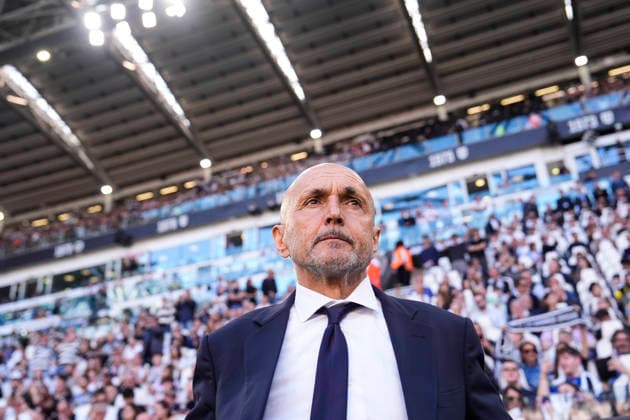 JuventusÕ head coach Luciano Spallettiduring the Serie A soccer match between Juventus Fc and Genoa the Juventus Stadium in Turin, north west Italy - April 6, 2026. - Soccer  Copyright: xFabioxFerrari LaPressex