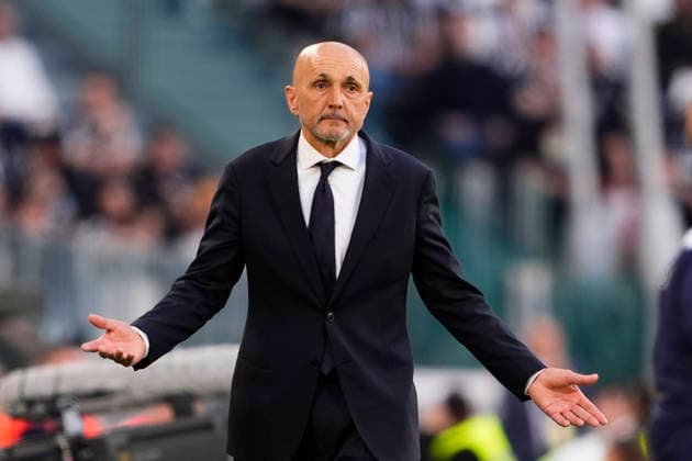 JuventusÕ head coach Luciano Spalletti during the Serie A soccer match between Juventus Fc and Genoa the Juventus Stadium in Turin, north west Italy - April 6, 2026. - Soccer  Copyright: xFabioxFerrari LaPressex