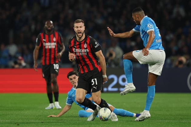 AC Milan s Strahinja Pavlovic during the Serie A soccer match between Napoli and Milan at the Diego Armando Maradona Stadium in Naples, southern italy - Monday , April 06 , 2026. - Soccer .  Copyright: xAlessandroxGarofalo LaPressex