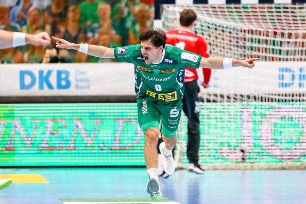 Lucas Krzikalla SC DHfK Leipzig, 08 Jubel, Torjubel, jubiliert über Tor durch Siebenmeter, SC DHfK Leipzig vs FRISCH AUF Goeppingen, Handball, 1 Bundesliga, 28 Matchday, Season 2025 2026, 09 04 2026, SC DHfK Leipzig vs FRISCH AUF Goeppingen, Handball, 1 Bundesliga, 28 Matchday, Season 2025 2026, 09 04 2026 Leipzig Copyright: xEibner-Pressefoto LauraxRoemerx EP_LRR