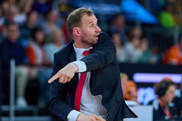 Anton Gavel BMA365 Bamberg Baskets, Headcoach gestures, indicates GER, ratiopharm ulm vs BMA365 Bamberg Baskets, Basketball, Matchday 29, EasyCredit BBL, Season 2025 2026, 11 04 2026 GER, ratiopharm ulm vs BMA365 Bamberg Baskets, Basketball, Matchday 29, EasyCredit BBL, Season 2025 2026, 11 04 2026 New Ulm Copyright: xEibner-Pressefoto GeraldxOelze-dexStoppanyx EP_ODS