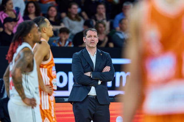 Ty Harrelson ratiopharm ulm, Head Coach GER, ratiopharm ulm vs BMA365 Bamberg Baskets, Basketball, Matchday 29, EasyCredit BBL, Season 2025 2026, 11 04 2026 GER, ratiopharm ulm vs BMA365 Bamberg Baskets, Basketball, Matchday 29, EasyCredit BBL, Season 2025 2026, 11 04 2026 New Ulm Copyright: xEibner-Pressefoto GeraldxOelze-dexStoppanyx EP_ODS