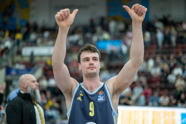Jonas Mattisseck ALBA Berlin, 09 , positive emotions, GER, MHP RIESEN Ludwigsburg vs ALBA Berlin, Basketball Bundesliga, easycredit BBL, Matchday 29, Season 2025 2026, 11 04 2026, GER, MHP RIESEN Ludwigsburg vs ALBA Berlin, Basketball Bundesliga, easycredit BBL, Matchday 29, Season 2025 2026, 11 04 2026 Ludwigsburg Copyright: xEibner-Pressefoto SaschaxWaltherx EP_EER