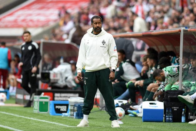 Trainer Daniel Thioune Werder Bremen looks on during the Bundesliga match between 1 FC Köln and SV Werder Bremen, RheinEnergieSTADION on April 12, 2026 in Köln, Germany Photo by Ralf Treese DeFodi Images Trainer Daniel Thioune Werder Bremen looks on during the Bundesliga match between 1 FC Köln and SV Werder Bremen at RheinEnergieSTADION on April 12, 2026 in Köln, Germany Photo by Ralf Treese DeFodi Images DFL regulations prohibit any use of photographs as image sequences and or quasi video Photo by Ralf Treese DeFodi Images