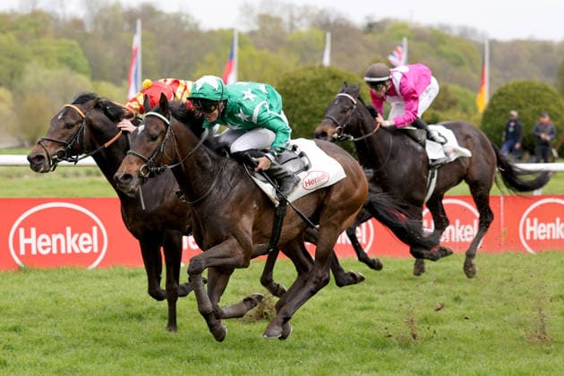 12 04 2026, Duesseldorf, Nordrhein Westfalen, GER New Emerald right with Sibylle Vogt wins racecourse Duesseldorf Grafenberg horse, jockey, New Emerald, Vogt, victory, finish, finish 260412SG989DUESSELDORF JPG
