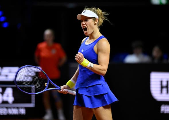 Laura Siegemund GER Jubel Freude Emotion Tennis Damen Porsche Cup Porsche Tennis Grand Prix GP Stuttgart 2026 Porsche Arena 11 19 04 2026 DFL REGULATIONS PROHIBIT ANY USE OF PHOTOGRAPHS AS IMAGE SEQUENCES AND OR QUASI VIDEO Tennis Damen Porsche Cup Porsche Tennis Grand Prix GP Stuttgart 2026