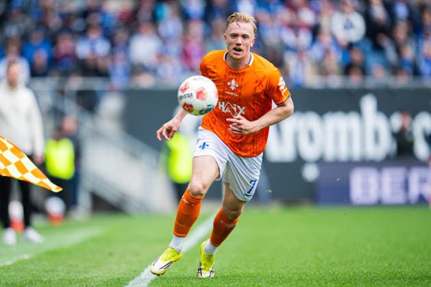 04 04 2026 Soccer, 2025 2026, 2 Bundesliga, 28 Matchday, DSC Arminia Bielefeld SV Darmstadt 98 Isac Lidberg Darmstadt with ball DFL REGULATIONS PROHIBIT ANY USE OF PHOTOGRAPHS AS IMAGE SEQUENCES AND OR QUASI VIDEO