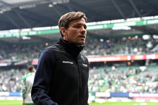 Managing Director Professional Soccer Clemens Fritz Werder Bremen looks on during the Bundesliga match between SV Werder Bremen and Hamburger SV at Weserstadion on April 18, 2026 in Bremen, Germany Germany Photo by Ralf Treese DeFodi Images Geschäftsführer Profifussball Clemens Fritz Werder Bremen looks on during the Bundesliga match between SV Werder Bremen and Hamburger SV at Weserstadion on April 18, 2026 in Bremen, Germany Photo by Ralf Treese DeFodi Images DFL regulations prohibit any use of photographs as image sequences and or quasi video Photo by Ralf Treese DeFodi Images