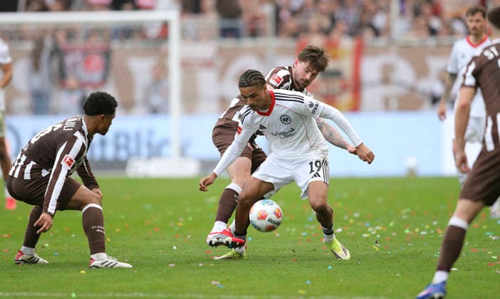 Photo Jean Matteo BAHOYA Frankfurt vs Connor Metcalfe Pauli Soccer 1 Bundesliga , 25 Matchday on Sun 08 03 2026 FC St Pauli Eintracht Frankfurt