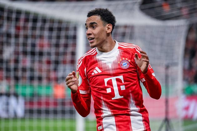 22 04 2026, Football DFB Pokal 2025 2026 Semifinal, Bayer Leverkusen FC Bayern Munich, in the BayArena Leverkusen Jamal Musiala FC Bayern Munich DFL and DFB regulations prohibit any use of photographs as image sequences and or quasi video