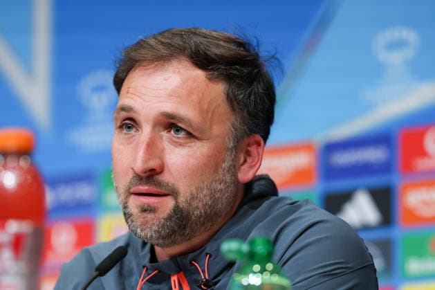 Jose Barcala FC Bayern Muenchen, Head coach at the press conference, GER, International press conference, FC Bayern Muenchen, Football, UEFA Womens Champions League, semi-final, first leg, 2025 2026 season, 24 04 2026, GER, International press conference, FC Bayern Muenchen, Football, UEFA Womens Champions League, semi-final, first leg, 2025 2026 season, 24 04 2026 Muenchen Copyright: xEibner-Pressefoto JennixMaulx EP_JML
