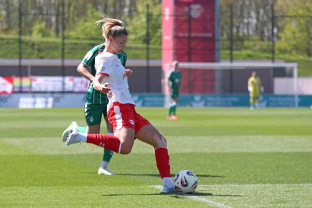 Google Pixel Womens Bundesliga, RB Leipzig SV Werder Bremen 25 04 2026 Julia Landenberger 21, RB Leipzig Football, Google Pixel Womens Bundesliga, Season 2025 2026, 23 Matchday RB Leipzig vs SV Werder Bremen on 25 04 2026, Training Center Cottaweg, Leipzig DFB REGULATIONS PROHIBIT ANY USE OF PHOTOGRAPHS AS IMAGE SEQUENCES AND OR QUASI VIDEO Copyright: xBEAUTIFULxSPORTS JanxKaeferx