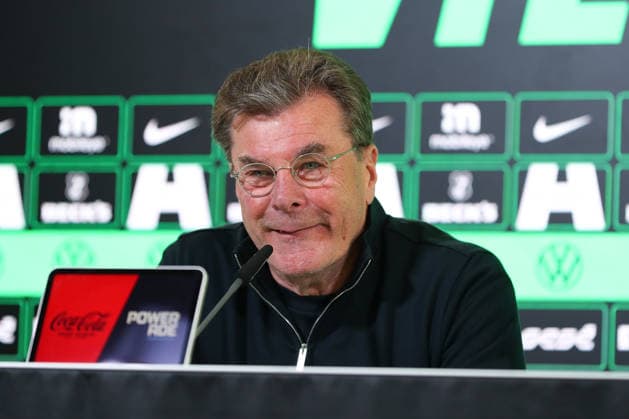 VfL vs Mgladbach, 1 BL Wolfsburg, 25 04 2026, Football, Men, Season 2025 2026, 1 BL, VfL Wolfsburg vs Borussia Mönchengladbach Head coach Dieter Hecking VfL Wolfsburg during the press conference after the match DFL DFB REGULATIONS PROHIBIT ANY USE OF PHOTOGRAPHS as IMAGE SEQUENCES and or QUASI VIDEO Volkswagen Arena Niedersachsen Germany