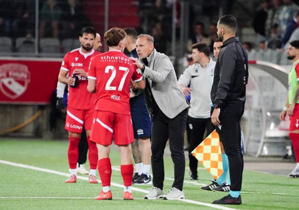 25 04 2026 Switzerland Thun, Soccer Men Super League Season 2025 2026 FC Thun FC Lugano 0 1 Picture , Michael Heule Coach Mauro Lustrinelli FC THUN Action