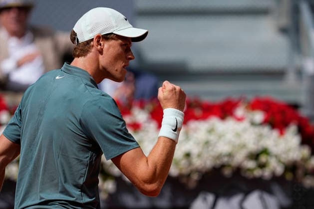 April 28, 2026, Madrid, Madrid, Spain: Jannik Sinner of Italy reacts against Cameron Norrie of Great Britain during the Mutua Madrid Open 2026, ATP, Tennis Herren Masters 1000 and WTA, Tennis Damen 1000, at La Caja Magica on April 28, 2026 in Madrid, Spain. Mutua Madrid Open 2026 - Day 9 - ZUMAa181 20260428_zaa_a181_015 Copyright: xOscarxJ.xBarrosox