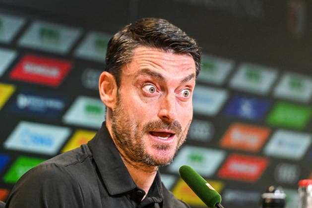 GER, 1 FBL, FC Augsburg vs Eintracht Frankfurt 25 04 2026, WWK Arena, Augsburg, GER, 1 FBL, FC Augsburg vs Eintracht Frankfurt, in the picture Albert Riera Frankfurt , Press conference after the match nordphotoxGmbHx xHafner nph00200