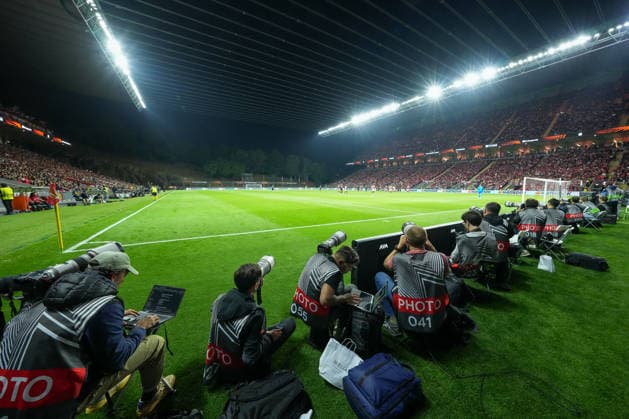 Photographers, press, on the sidelines, stadium panorama, wide angle, stands, seats, standing room, Portugal, football, UEFA Europa League, semi-final, first leg, 2025 2026, SC Braga vs SC Freiburg, 30 04 2026, Estadio Municipal de Braga, Braga, Braga Estadio Municipal de Braga Cavado Portugal Copyright: xArnexAmbergx