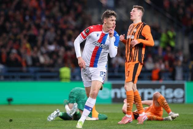 Jorgen Strand Larsen of Crystal Palace celebrates their goal to make it 1-3 Shakhtar Donetsk v Crystal Palace, UEFA Conference League, Semi Final, First Leg, Football, Henryk Reyman Municipal Stadium, Krakow, Poland - 30 Apr 2026Krakow Henryk Reyman Municipal Stadium Poland EDITORIAL USE ONLY No use with unauthorised audio, video, data, fixture lists, club league logos or live services. Online in-match use limited to 120 images, no video emulation. No use in betting, games or single club league player publications. Copyright: xRaddadxJebarah Shutterstockx 16853507de