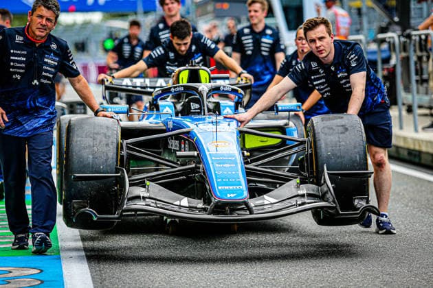(23) Alexander Albon (THA) - Atlassian Williams F1 Team - Williams FW48 - Mercedes during the Formula 1 Crypto.com Miami Grand Prix 2026 at Miami International Autodrome in Miami Gardens, United States. Round 6 of the 2026 FIA Formula One World Championship, WM, Weltmeisterschaft held May 1-3, 2026. The Miami International Autodrome, located in the grounds of the Hard Rock Stadium, hosts the sixth round featuring the Sprint format. This event weekend features the F1 Sprint format, with a Sprint Shootout and Sprint Race in addition to the standard qualifying session and Grand Prix. Copyright: xAlessioxDexMarcox xAvens-images.com AvensImages IPAxSportx xipa-agency.netx xx IPA_74345774 IPA_Agency_IPA74345774
