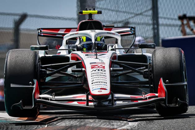 (87) Oliver Bearman (GBR) - TGR Haas F1 Team during the Formula 1 Crypto.com Miami Grand Prix 2026 at Miami International Autodrome in Miami Gardens, United States. Round 6 of the 2026 FIA Formula One World Championship, WM, Weltmeisterschaft held May 1-3, 2026. The Miami International Autodrome, located in the grounds of the Hard Rock Stadium, hosts the sixth round featuring the Sprint format. This event weekend features the F1 Sprint format, with a Sprint Shootout and Sprint Race in addition to the standard qualifying session and Grand Prix. Formula 1 Crypto.com Miami Grand Prix 2026 - Round 6 - Miami International Autodrome F1-2026-R06-MIA