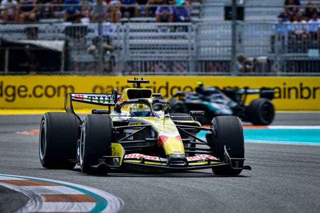 (41) Arvid Lindblad (GBR) - Visa Cash App Racing Bulls F1 Team - Racing Bulls VCARB03 - Red Bull Ford during the Formula 1 Crypto.com Miami Grand Prix 2026 at Miami International Autodrome in Miami Gardens, United States. Round 6 of the 2026 FIA Formula One World Championship, WM, Weltmeisterschaft held May 1-3, 2026. The Miami International Autodrome, located in the grounds of the Hard Rock Stadium, hosts the sixth round featuring the Sprint format. This event weekend features the F1 Sprint format, with a Sprint Shootout and Sprint Race in addition to the standard qualifying session and Grand Prix. Copyright: xAlessioxDexMarcox xAvens-images.com AvensImages IPAxSportx xipa-agency.netx xx IPA_74364351 IPA_Agency_IPA74364351