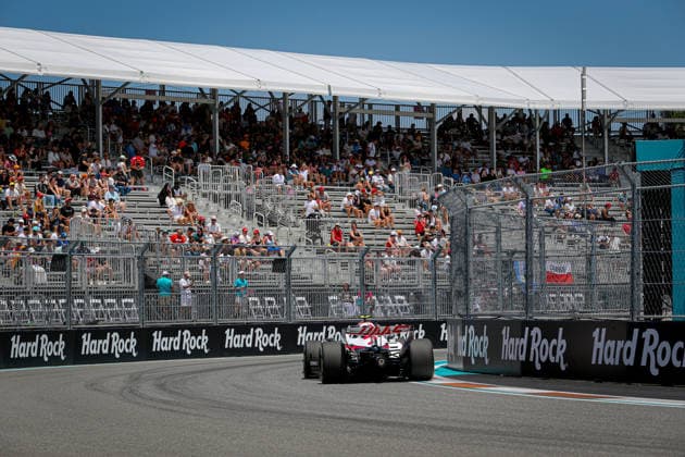 (87) Oliver Bearman (GBR) - TGR Haas F1 Team during the Formula 1 Crypto.com Miami Grand Prix 2026 at Miami International Autodrome in Miami Gardens, United States. Round 6 of the 2026 FIA Formula One World Championship, WM, Weltmeisterschaft held May 1-3, 2026. The Miami International Autodrome, located in the grounds of the Hard Rock Stadium, hosts the sixth round featuring the Sprint format. This event weekend features the F1 Sprint format, with a Sprint Shootout and Sprint Race in addition to the standard qualifying session and Grand Prix.  Copyright: xAlessioxDexMarcox xAvens-images.com AvensImages IPAxSportx xipa-agency.netx xx IPA_74364526 IPA_Agency_IPA74364526