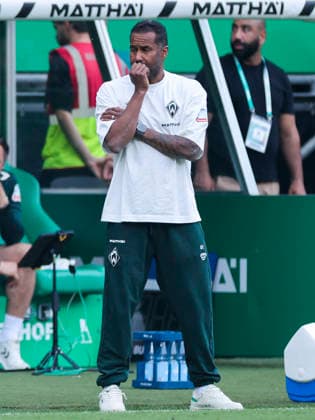 Trainer Daniel Thioune Werder Bremen looks dejected, Bundesliga, SV Werder Bremen v FC Augsburg, Weserstadion on 02 May 2026 in Bremen, Germany Photo by Marco Steinbrenner DeFodi Images Trainer Daniel Thioune Werder Bremen looks dejected, Bundesliga, SV Werder Bremen v FC Augsburg, Weserstadion, May 2, 2026 in Bremen, Germany Photo by Marco Steinbrenner DeFodi Images DFL regulations prohibit any use of photographs as image sequences and or quasi video