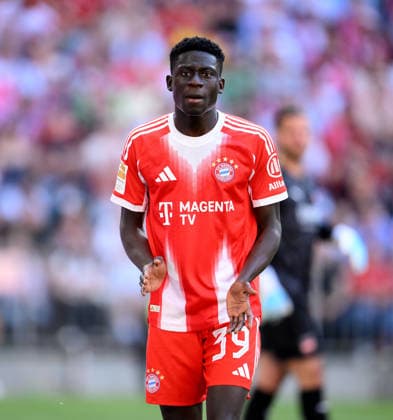 Soccer 1 Bundesliga Season 2025 2026 32 Matchday FC Bayern Muenchen 1 FC Heidenheim 02 05 2026 Bara Sapoko Ndiaye FC Bayern Muenchen