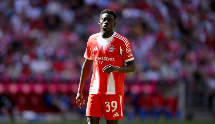Soccer 1 Bundesliga Season 2025 2026 32 Matchday FC Bayern Muenchen 1 FC Heidenheim 02 05 2026 Bara Sapoko Ndiaye FC Bayern Muenchen