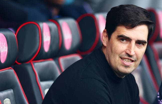 AFC Bournemouth Manager Andoni Iraola. AFC Bournemouth v Crystal Palace, Premier League, Football, Vitality Stadium, Bournemouth , UK - 03 May 2026Bournemouth Vitality Stadium United Kingdom EDITORIAL USE ONLY No use with unauthorised audio, video, data, fixture lists, club league logos or live services. Online in-match use limited to 120 images, no video emulation. No use in betting, games or single club league player publications. Copyright: xJamesxMarsh Shutterstockx 16854586y