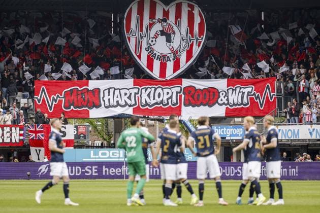ROTTERDAM - Supporters of Sparta Rotterdam display banners during the Dutch Eredivisie match between Sparta Rotterdam and Go Ahead Eagles at Sparta Stadion Het Kasteel on May 3, 2026 in Rotterdam, the Netherlands. BAS CZERWINSKI ANP Eredivisie 2025-2026 xVIxANPxSportx xxANPxIVx 557377885 originalFilename: 557377885