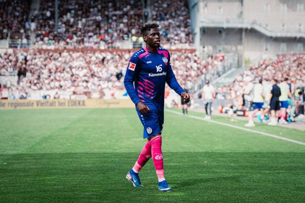 1 Bundesliga FC St Pauli vs 1 FSV Mainz 05, 03 05 2026 GOAL, CHEERING for 0 2 by Phillipp Mwene 1 FSV Mainz 05, 2 , here Danny da Costa cheers 1 FSV Mainz 05, 21 Soccer, 1 Bundesliga, 32 Matchday FC St Pauli vs 1 FSV Mainz 05 on 03 05 2026 at Millerntor Stadion, Hamburg DFL REGULATIONS PROHIBIT ANY USE OF PHOTOGRAPHS AS IMAGE SEQUENCES AND OR QUASI VIDEO Copyright: xBEAUTIFULxSPORTS Tonhäuserx