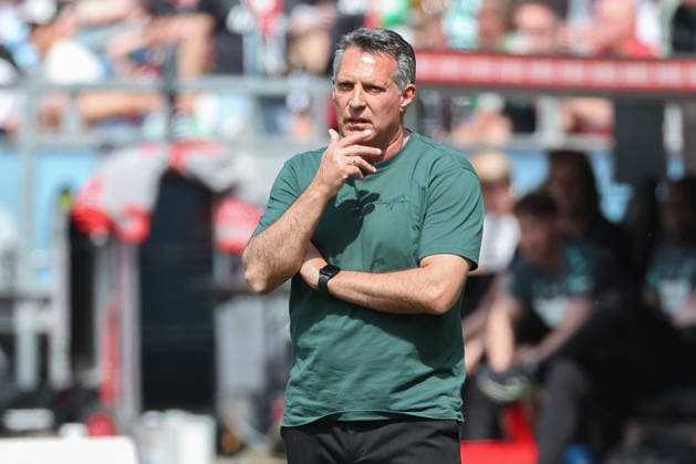 2 Bundesliga Hannover 96 SC Preußen Münster on 03 05 2026 at the Heinz von Heiden Arena in Hannover Coach Alois Schwartz Muenster pensive MH