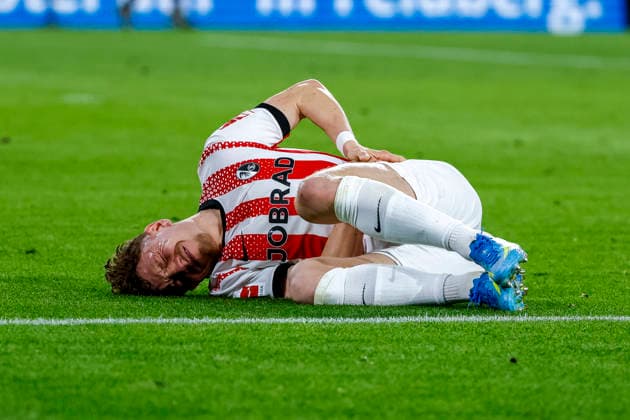 Philipp Treu SC Freiburg, 29 injured on the ground , Germany, Soccer, 1 Bundesliga, 32 Matchday, 2025 2026, SC Freiburg vs VfL Wolfsburg, 03 05 2026, Freiburg im Breisgau Europa Park Stadion Germany Copyright: xGrantxHubbsx