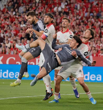 ESP LaLiga EA Sports round 34 Sevilla v Real Sociedad Aramburu of Real Sociedad during LaLiga EA Sports, between Sevilla v Real Sociedad played at Ramon Sanchez Pizjuan Stadium, Seville on May 4th, 2026 in Spain Sevilla Spain Futbol Copyright: xManuxGomezx xAgenciaxLOFx