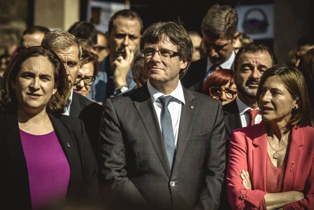 September 24, 2017 - Barcelona, Catalonia, Spain - Barcelona s Mayoress ADA COLAU, CARLES PUIGDEMONT, President of the Catalan Government, and CARME FORCADELL, President of the Catalan Parliament, walk the traditional Seguici de la Merce from the Merce Basilica to Barcelona s townhall accompanied by the municipal orchestra and traditional figures on the Merce holiday. Copyright: xMatthiasxOesterlex